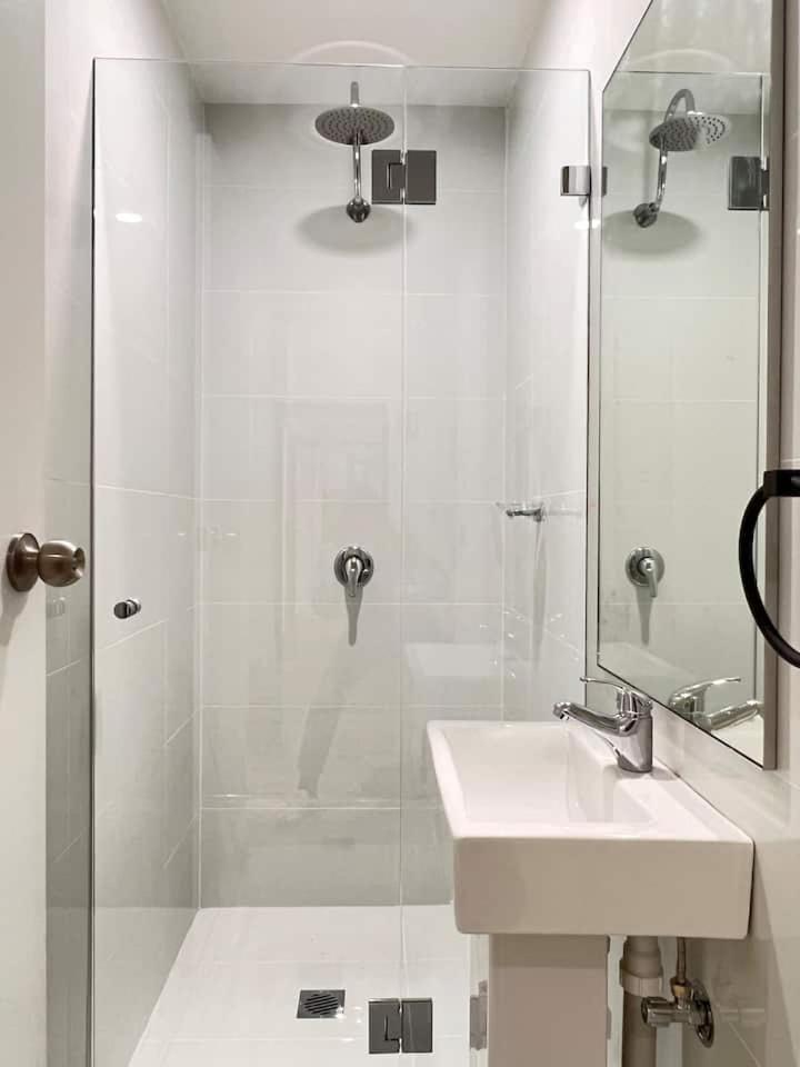 Charming Central Unit In Authentic Building Sydney Exterior photo